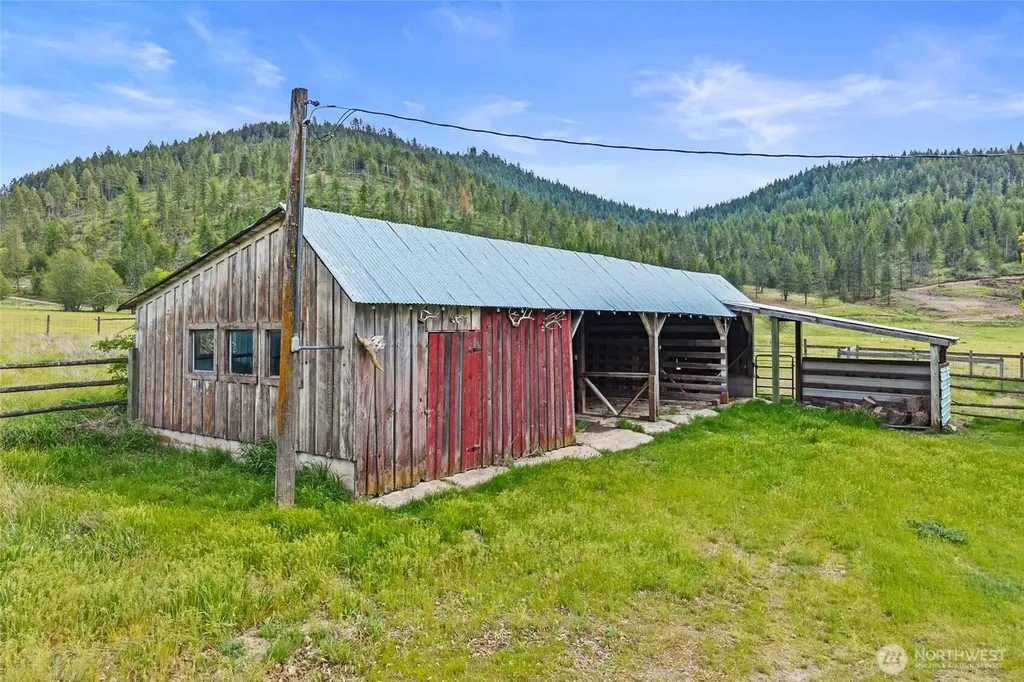 311 Old Baldy Tract D, K & L Road Rice WA 99126
