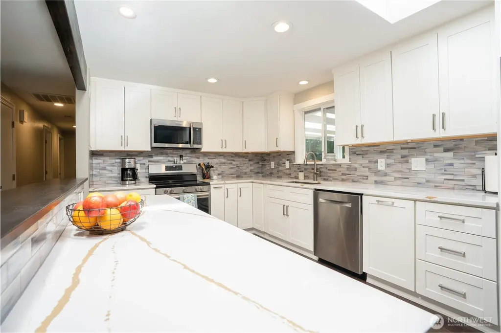 12015 59th Avenue E Puyallup WA 98373