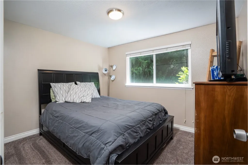 12015 59th Avenue E Puyallup WA 98373