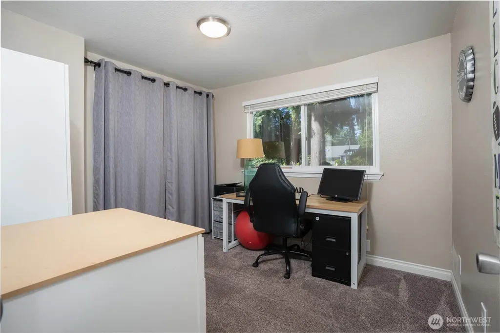 12015 59th Avenue E Puyallup WA 98373