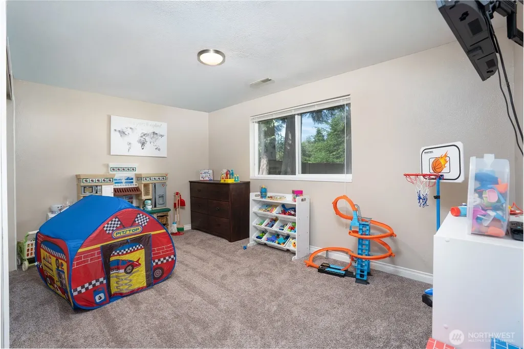 12015 59th Avenue E Puyallup WA 98373