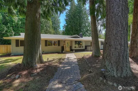 12015 59th Avenue E Puyallup WA 98373