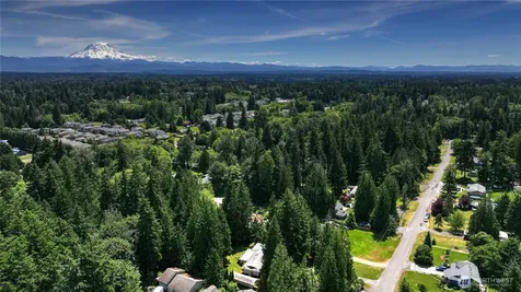 12015 59th Avenue E Puyallup WA 98373