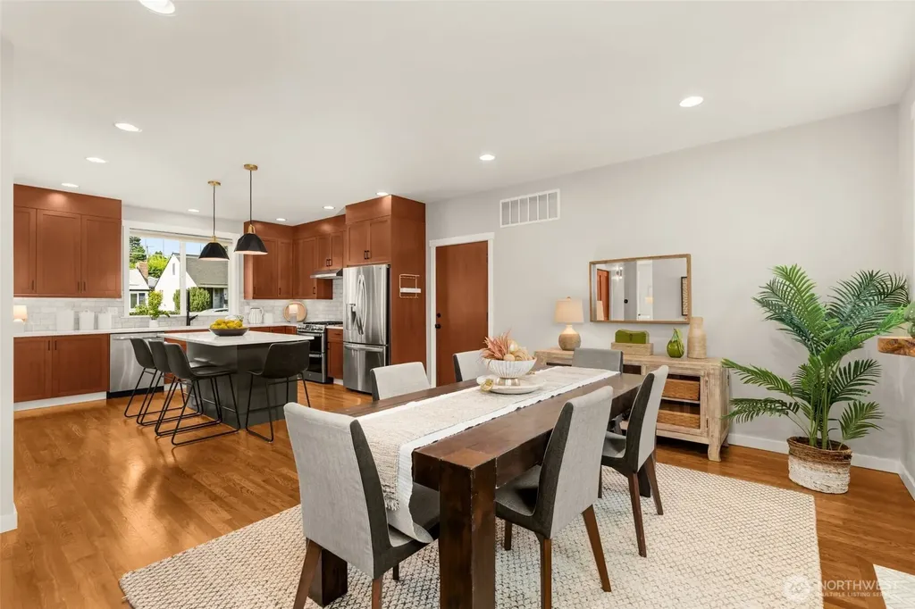 4700 49th Avenue SW Seattle WA 98116