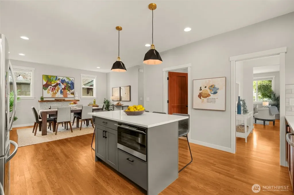 4700 49th Avenue SW Seattle WA 98116
