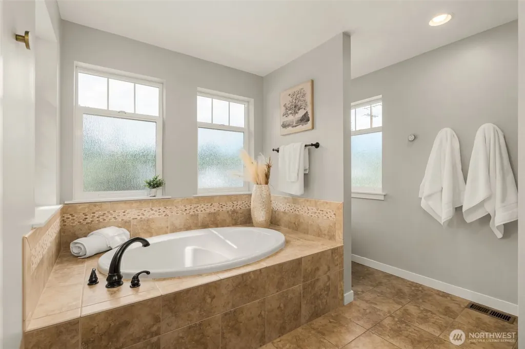 4700 49th Avenue SW Seattle WA 98116