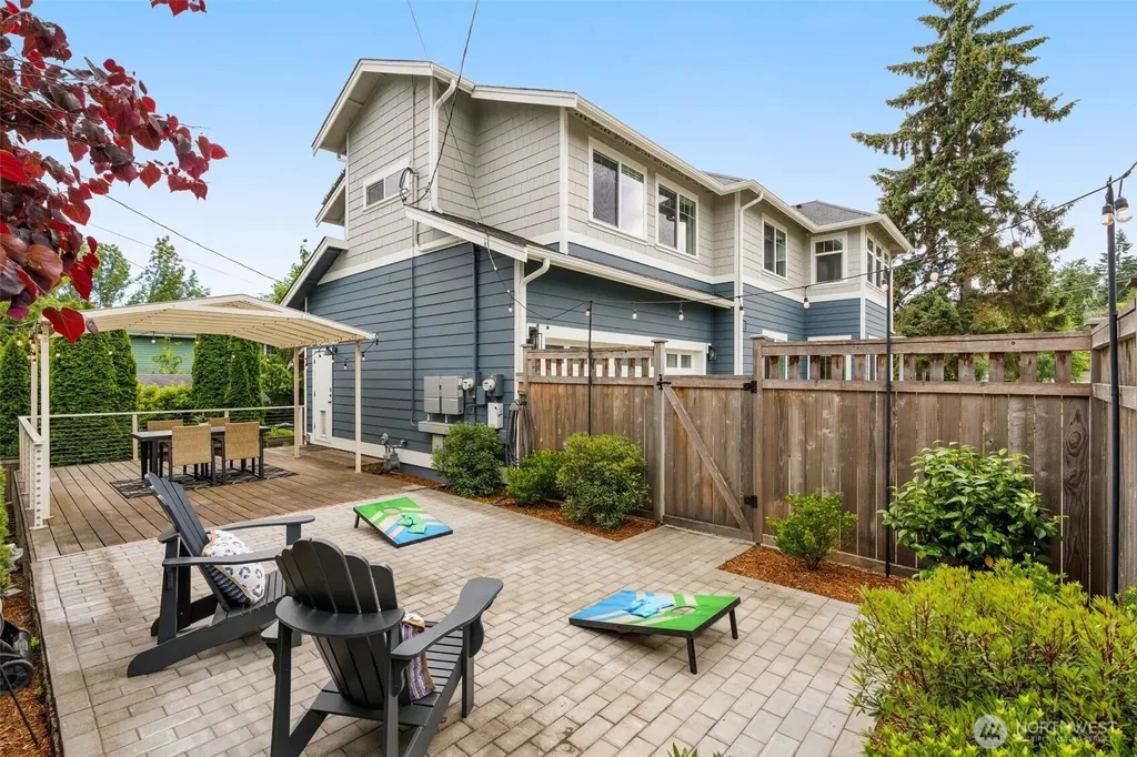 4700 49th Avenue SW Seattle WA 98116