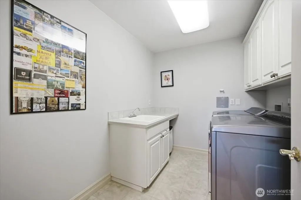 3710 W Canyon Lakes Drive Kennewick WA 99337