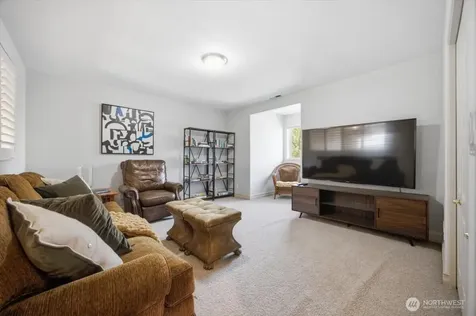 3710 W Canyon Lakes Drive Kennewick WA 99337