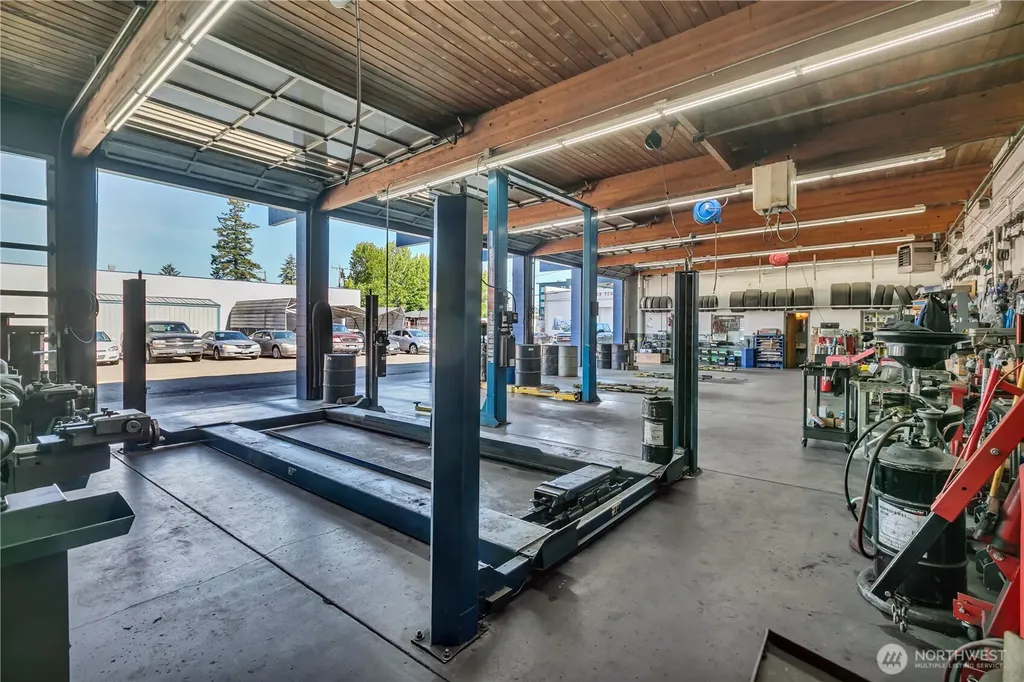 834 SW 149th Street Burien WA 98166