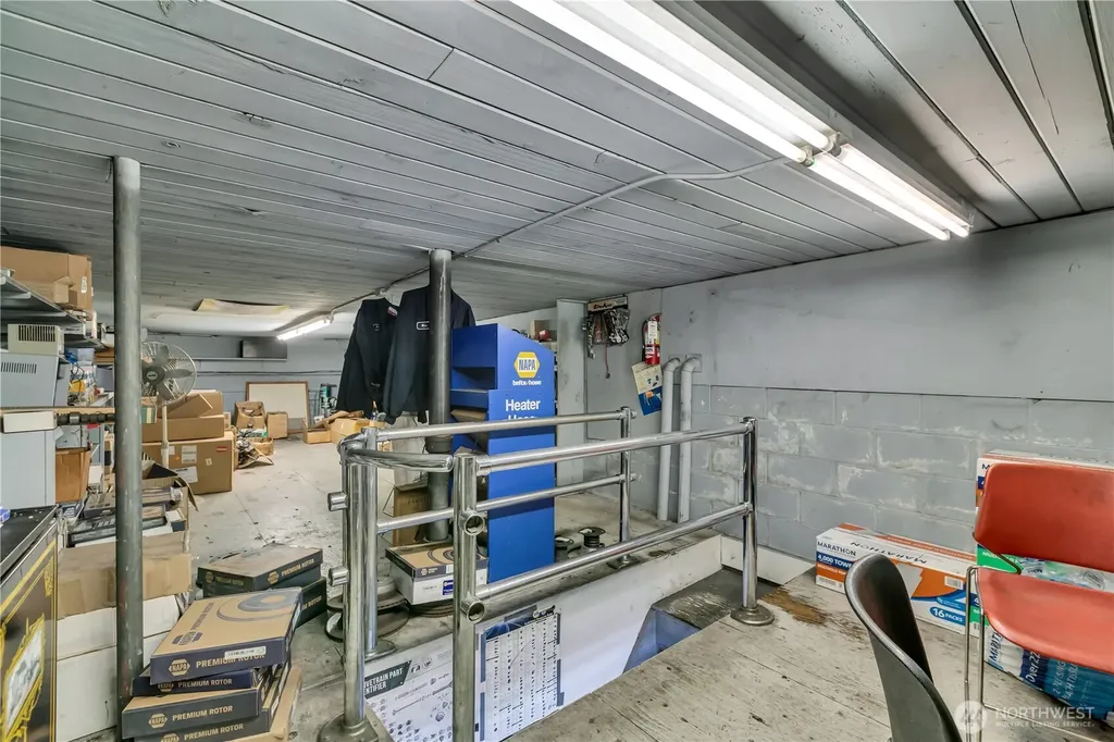 834 SW 149th Street Burien WA 98166