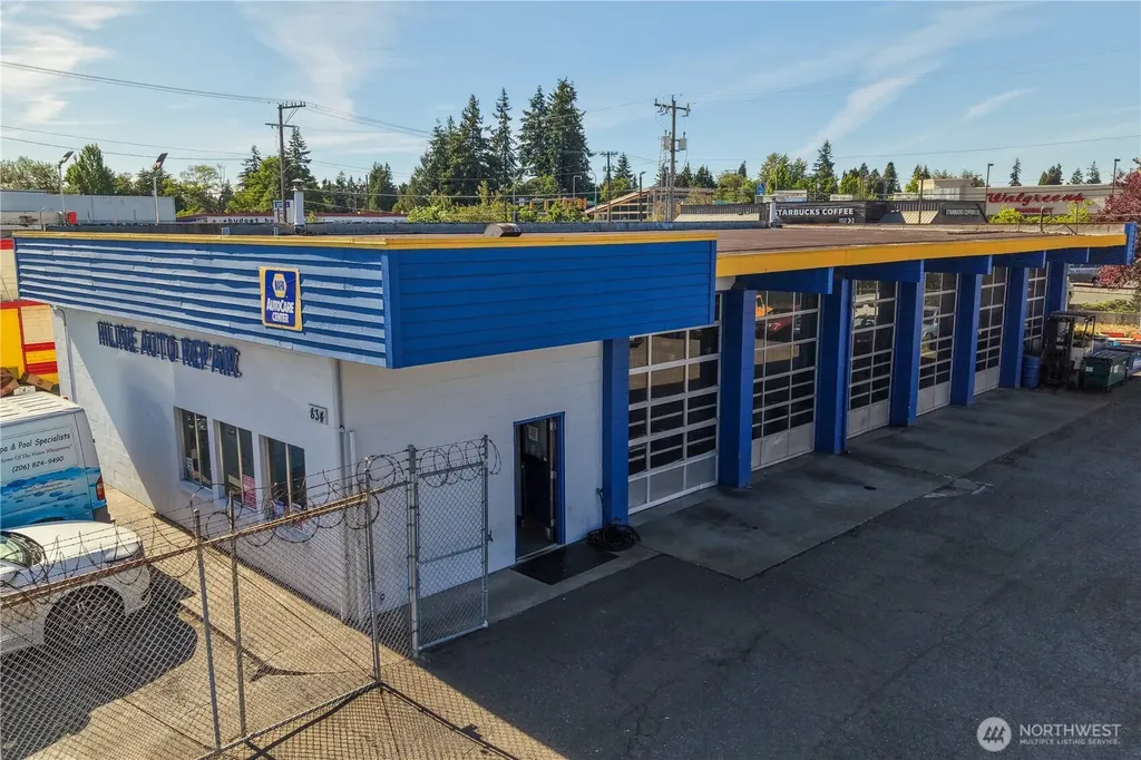 834 SW 149th Street Burien WA 98166
