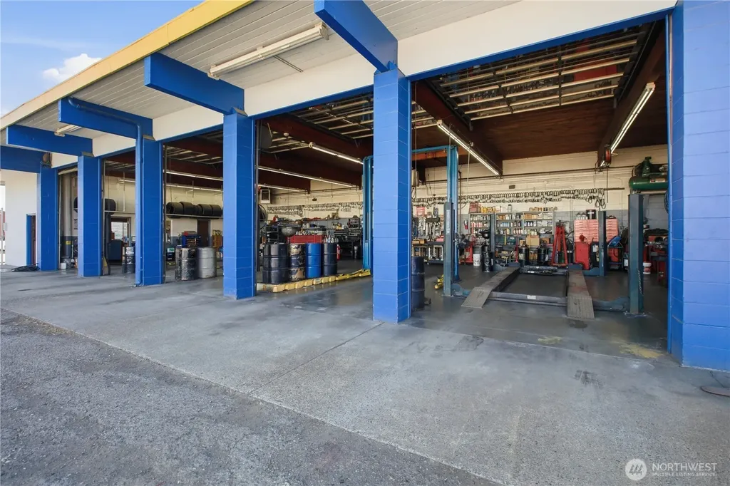 834 SW 149th Street Burien WA 98166