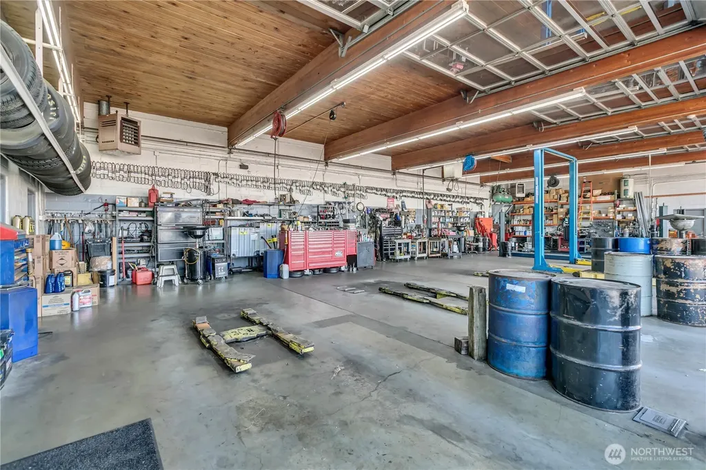 834 SW 149th Street Burien WA 98166