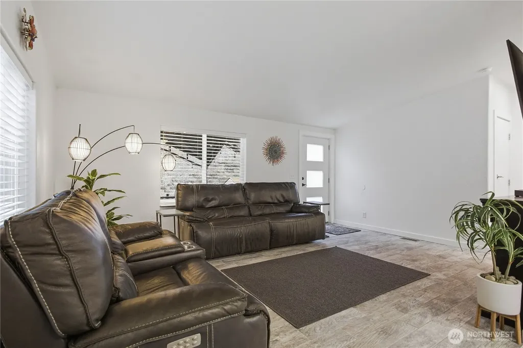 578 SW Section Quincy WA 98848
