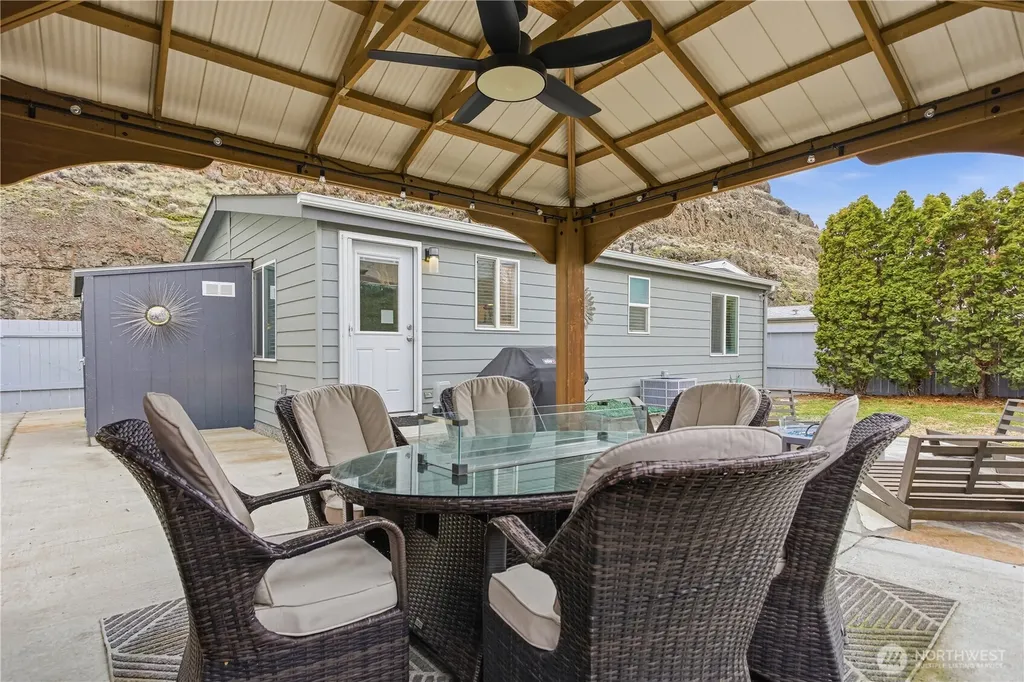 578 SW Section Quincy WA 98848
