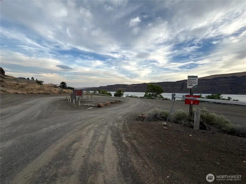 578 SW Section Quincy WA 98848