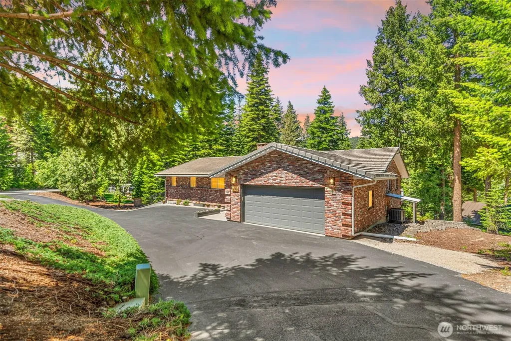 3050 Pinehurst Place Wenatchee WA 98801