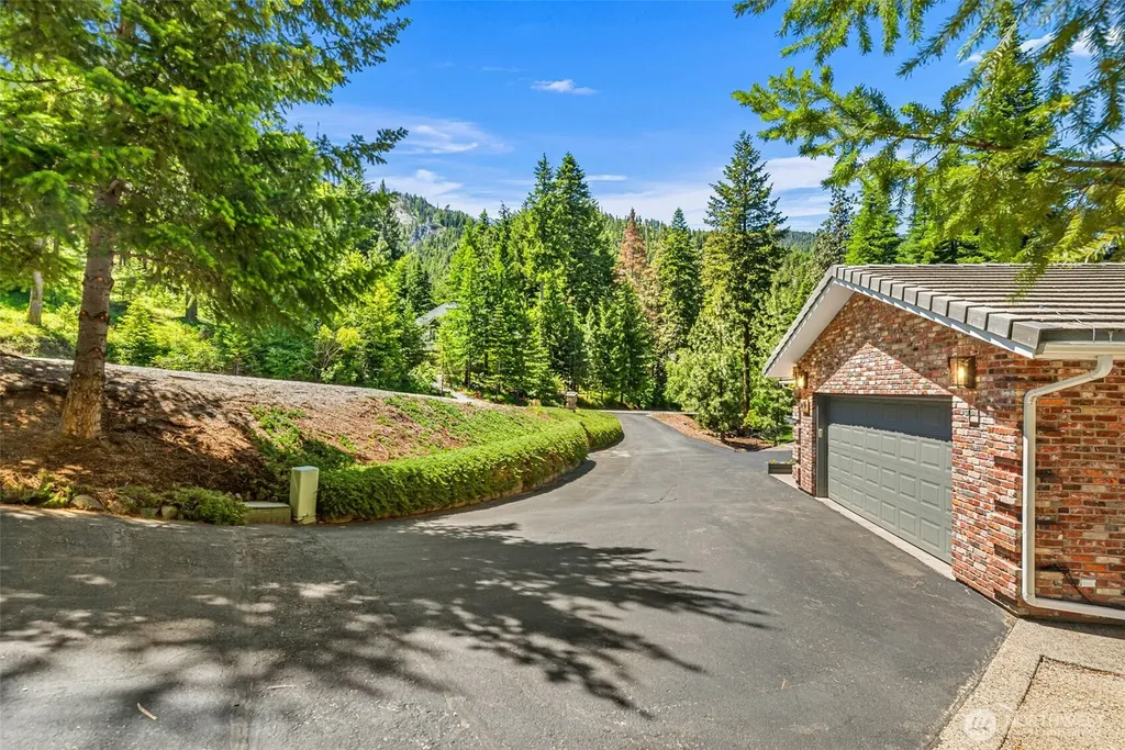 3050 Pinehurst Place Wenatchee WA 98801