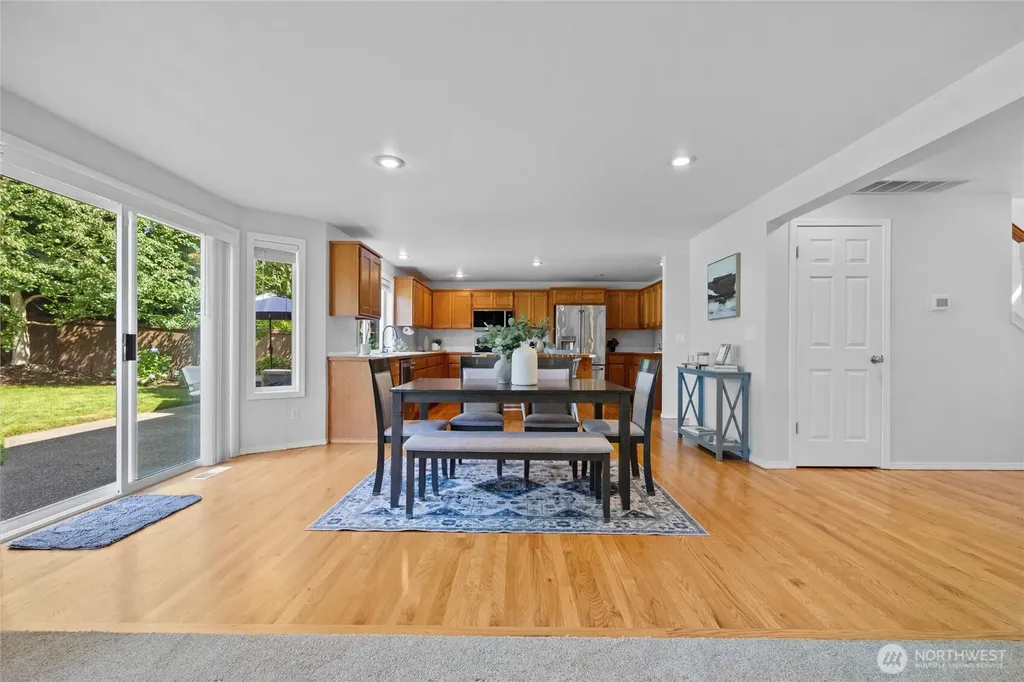 2204 112th Drive NE Lake Stevens WA 98258