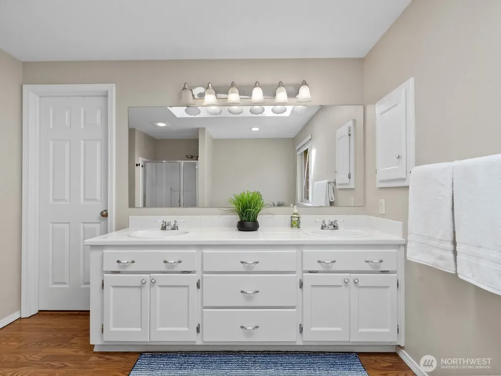 2204 112th Drive NE Lake Stevens WA 98258