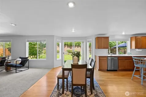 2204 112th Drive NE Lake Stevens WA 98258