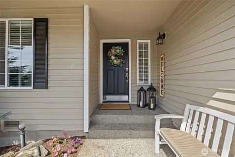 2204 112th Drive NE Lake Stevens WA 98258