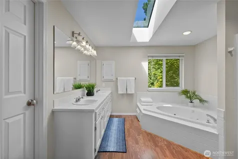 2204 112th Drive NE Lake Stevens WA 98258