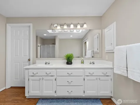 2204 112th Drive NE Lake Stevens WA 98258