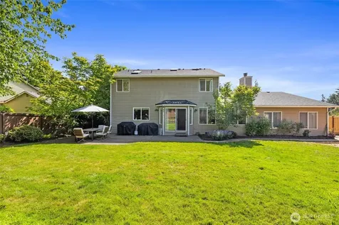 2204 112th Drive NE Lake Stevens WA 98258