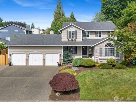 2204 112th Drive NE Lake Stevens WA 98258