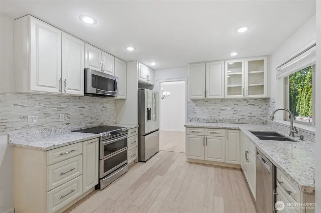 12708 NE 101 Place Kirkland WA 98033