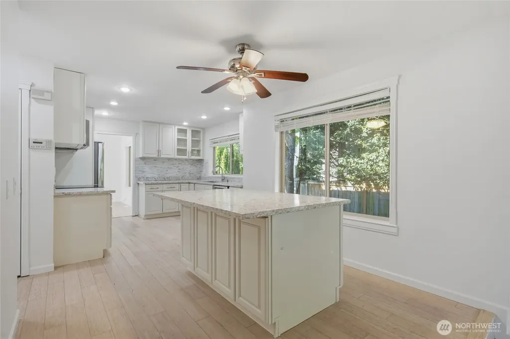 12708 NE 101 Place Kirkland WA 98033