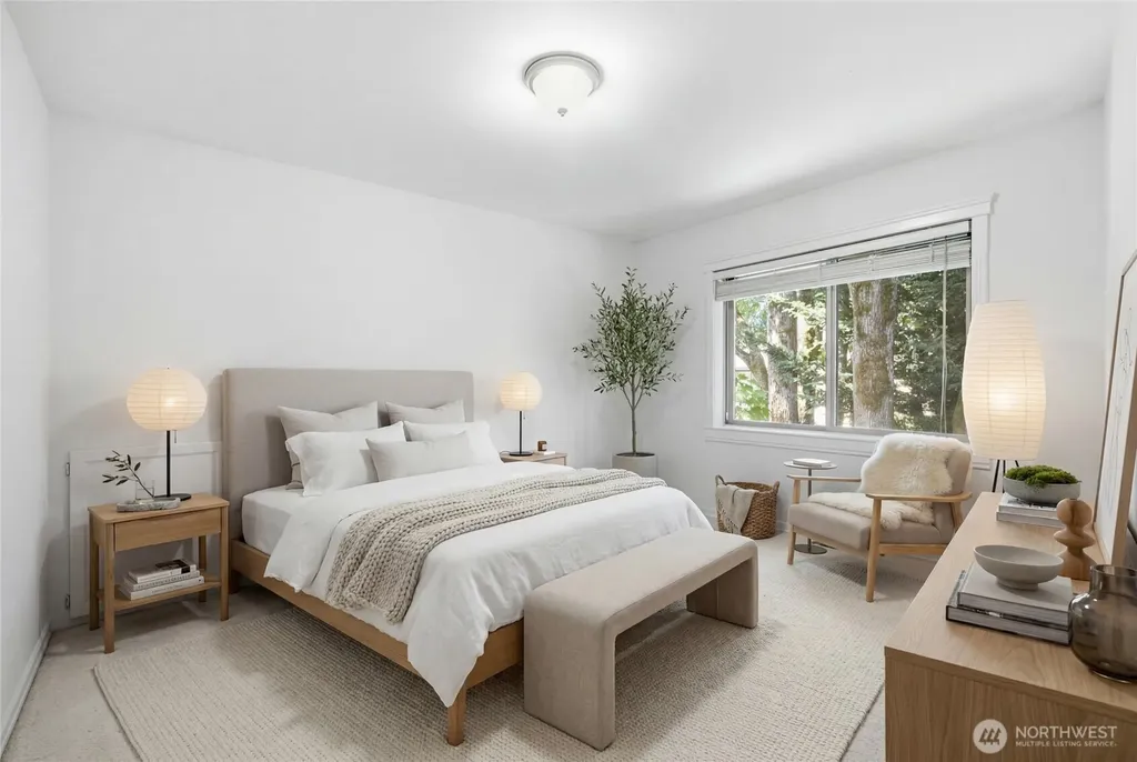 12708 NE 101 Place Kirkland WA 98033