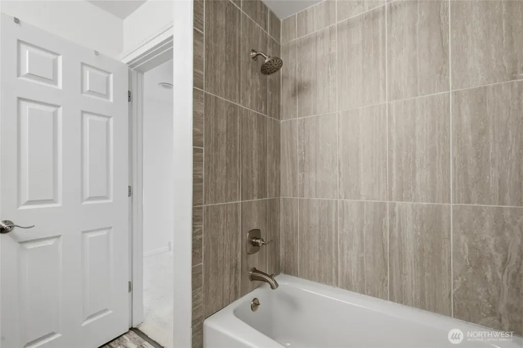 12708 NE 101 Place Kirkland WA 98033