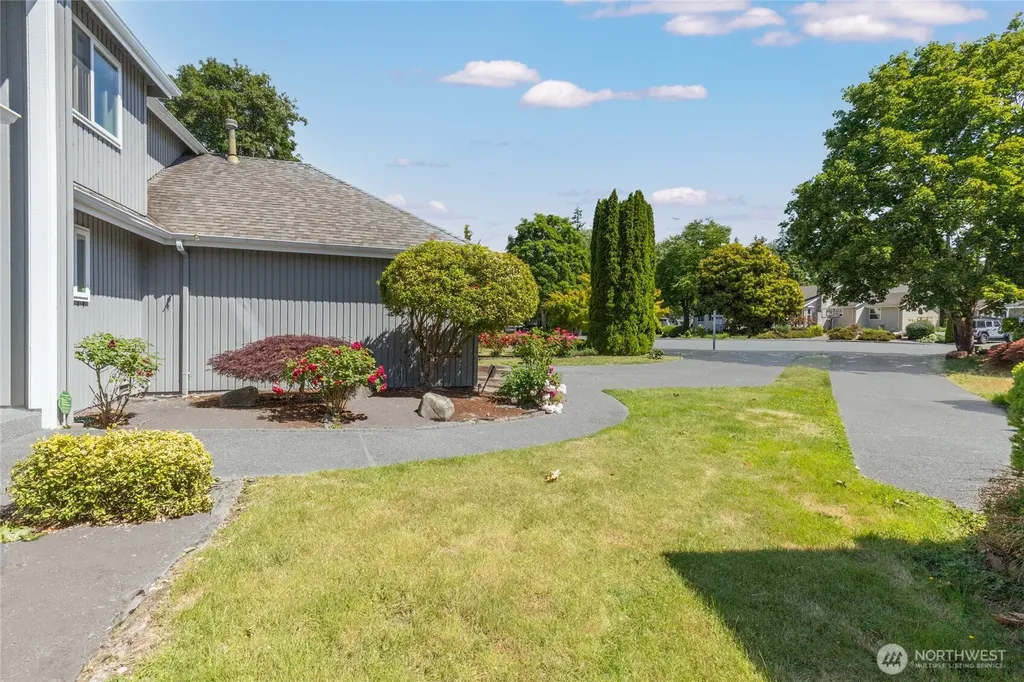 12708 NE 101 Place Kirkland WA 98033