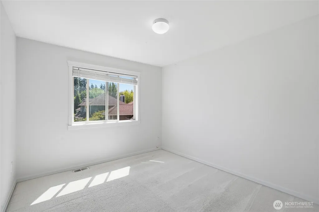12708 NE 101 Place Kirkland WA 98033