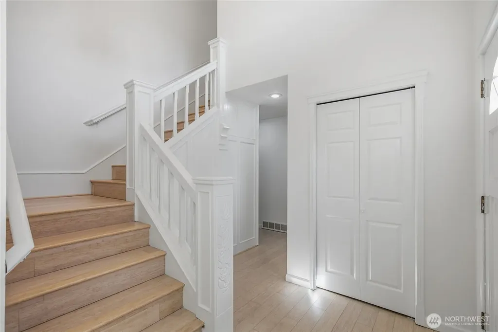 12708 NE 101 Place Kirkland WA 98033