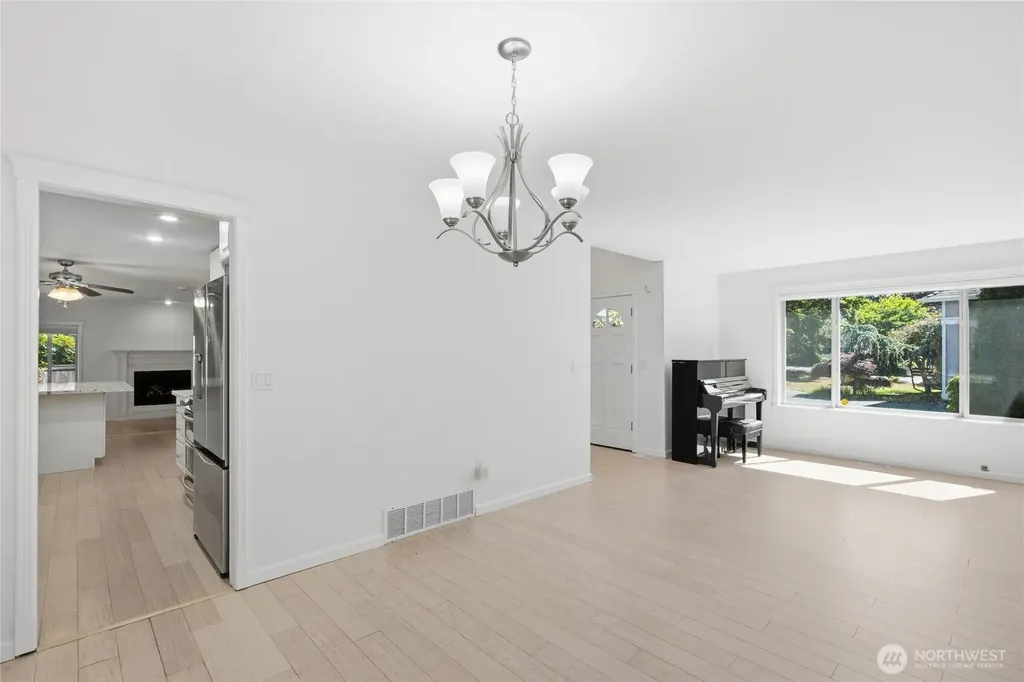 12708 NE 101 Place Kirkland WA 98033