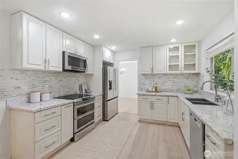 12708 NE 101 Place Kirkland WA 98033