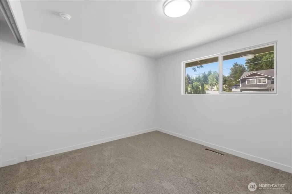 11407 Farwest Drive SW Lakewood WA 98498