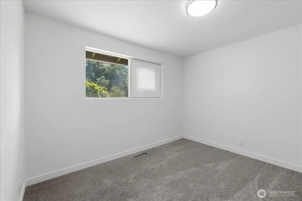 11407 Farwest Drive SW Lakewood WA 98498