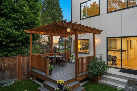 3800 E Jefferson Street Seattle WA 98122