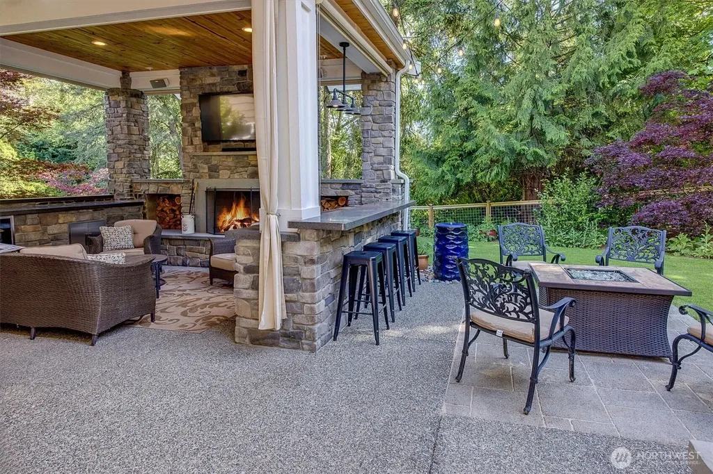 14423 SE 89th Place Newcastle WA 98059