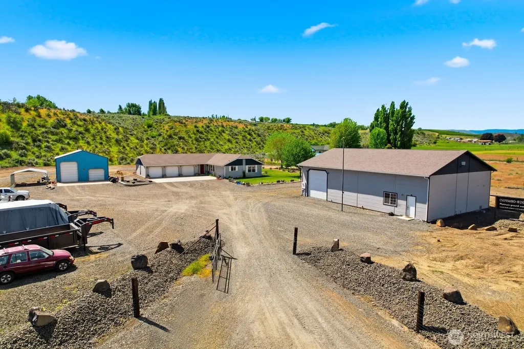 15180 Cottonwood Canyon Road Yakima WA 98908