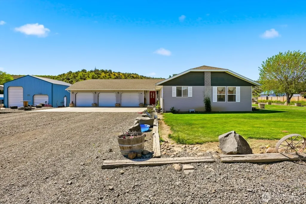 15180 Cottonwood Canyon Road Yakima WA 98908