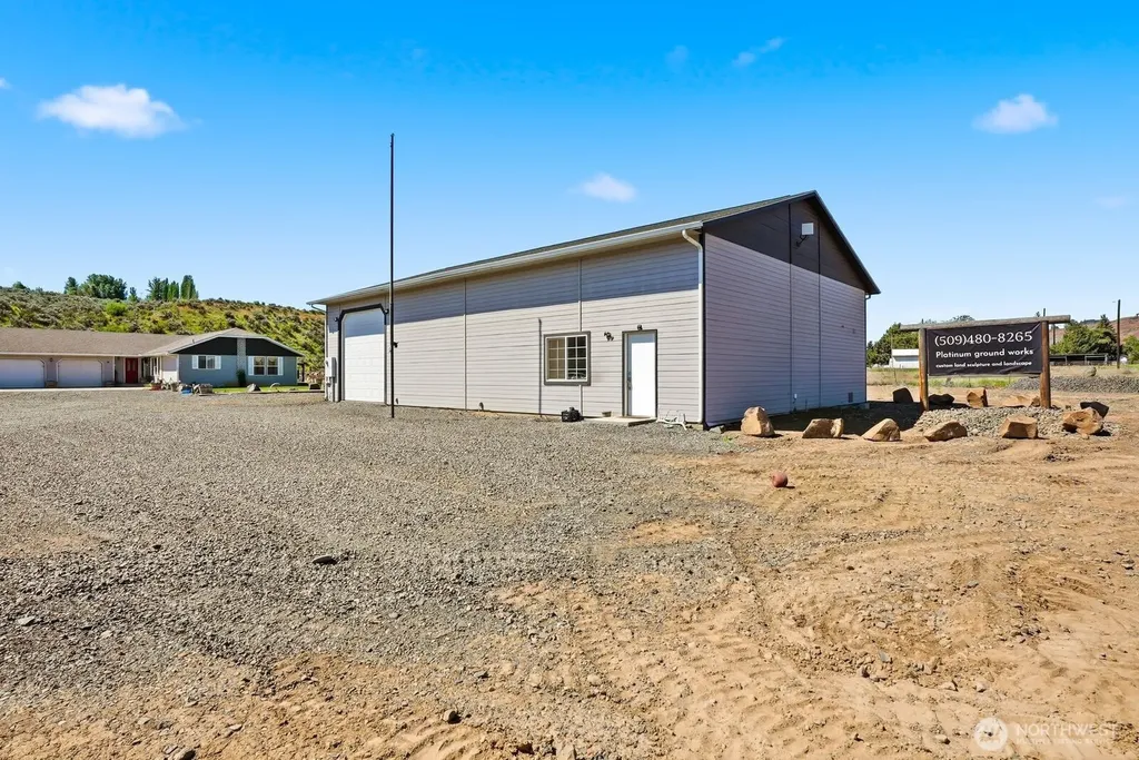 15180 Cottonwood Canyon Road Yakima WA 98908