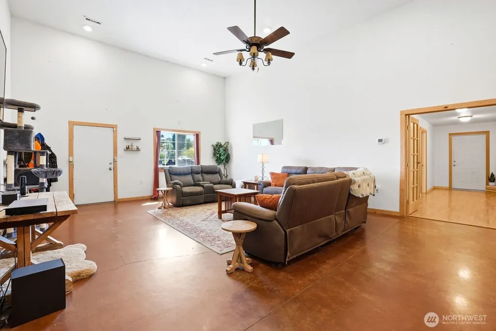 15180 Cottonwood Canyon Road Yakima WA 98908