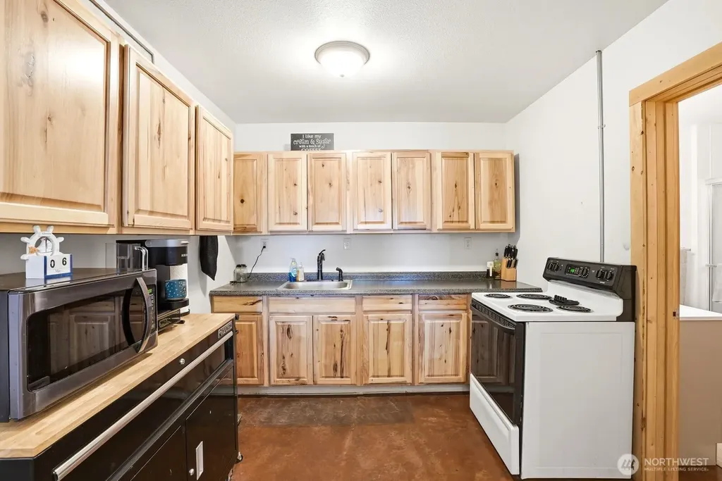15180 Cottonwood Canyon Road Yakima WA 98908