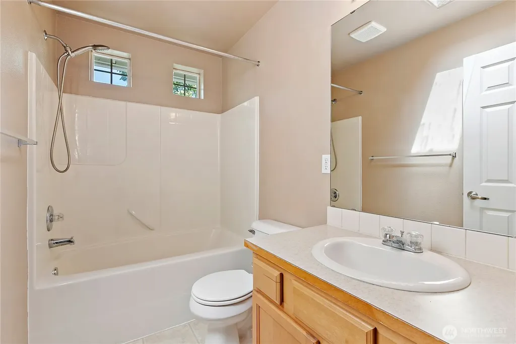 8412 205th Street Ct E Spanaway WA 98387